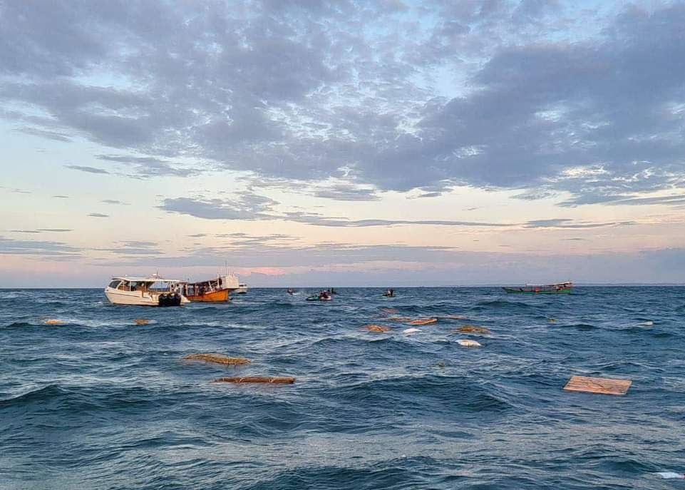 抽水泵故障游船沉没 18人获救半数外国游客