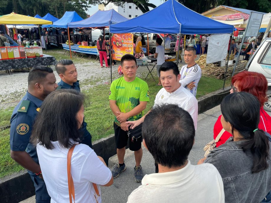 拜四街市集搬迁风波解决 移至隔邻地段续经营