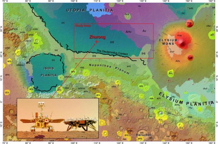 拼盘 中国“祝融号”火星车数据研究发现 火星岩石沉积或来自35亿年前海洋