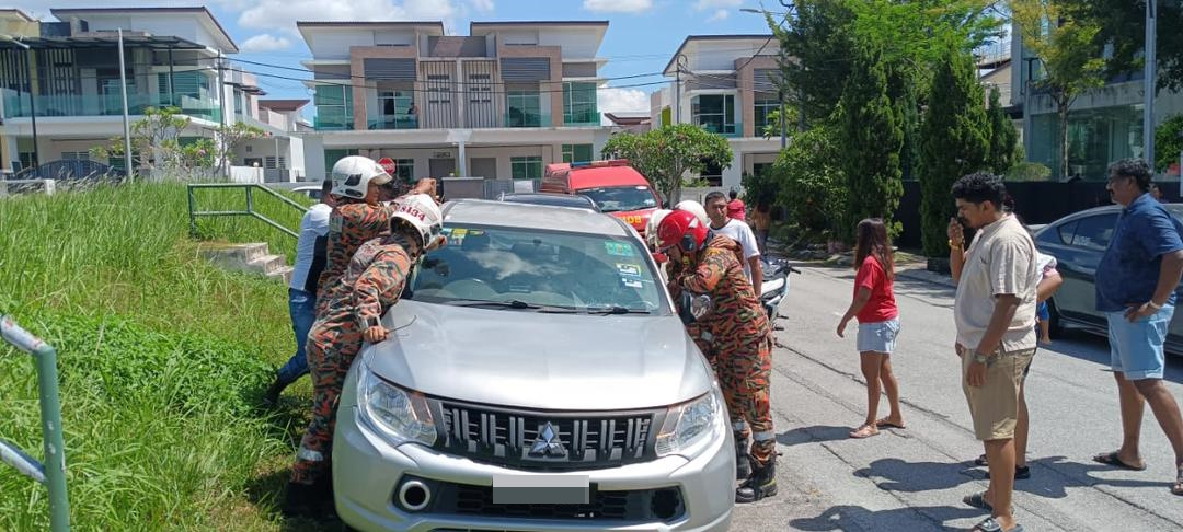 拿乞一男反锁毙命车内  怡警：无刑事成分