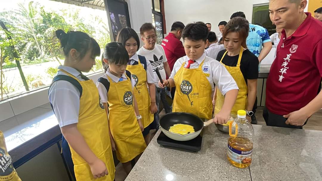 柔：真光华育学校开办“小小厨房” 让学生学习烹饪技巧