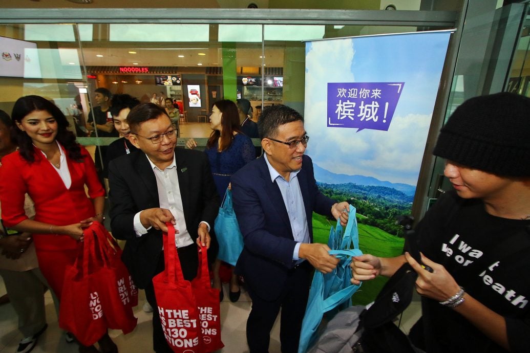 槟州议会（大北马）槟旅游业持续增长　黄汉伟：直飞航线新增推动经济发展