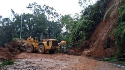 波赖-蓝谷未通路 冷力往丹那拉打又土崩挡路