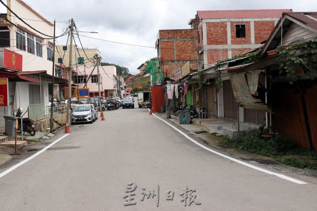 知知港新村周末假日必塞车 县议会重画路线增停车位