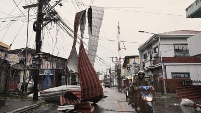 超级台风“万宜”袭菲律宾 山体滑坡致7死3伤