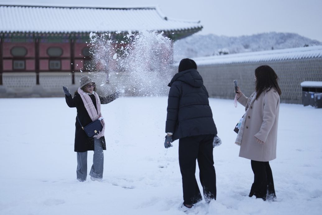 首尔初雪罕见积雪达20分分　全市发布大雪预警  