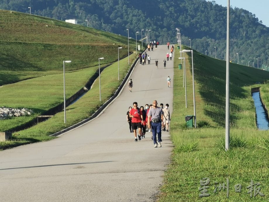 （大北马)半岛心旅游系列——大山脚