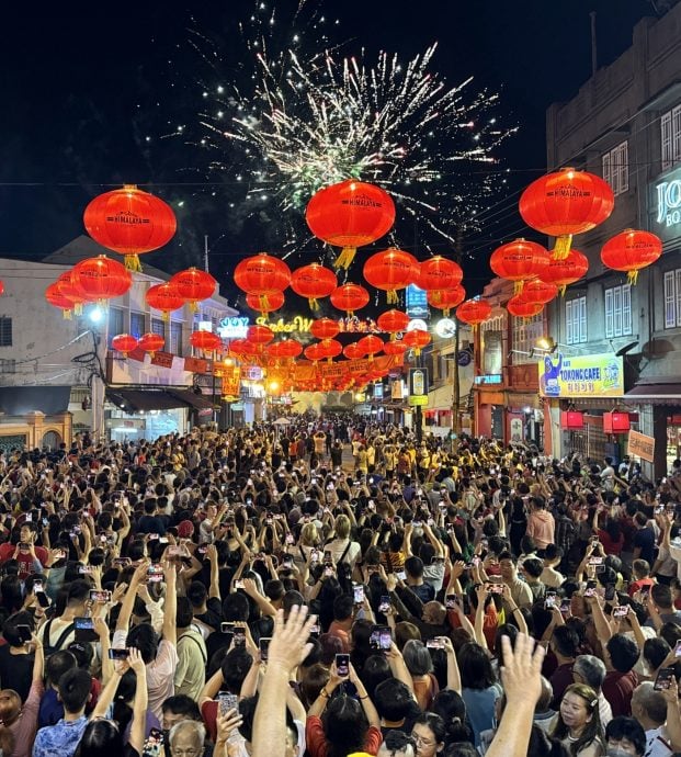 （古城第二版主文）《用眼睛去旅游》：鸡场街文化坊