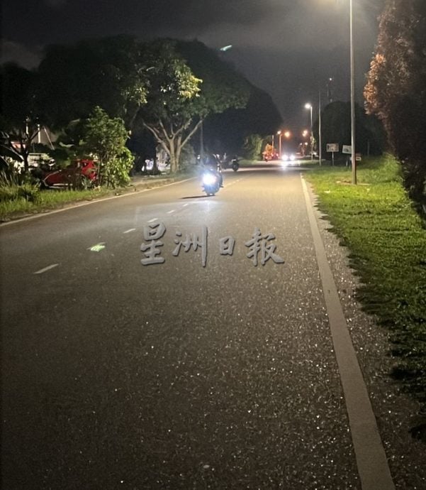 昏暗路段获安装路灯解决安全隐患