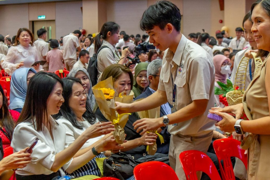 （可做学校头）大都会-滨华中学第60届高三毕业典礼