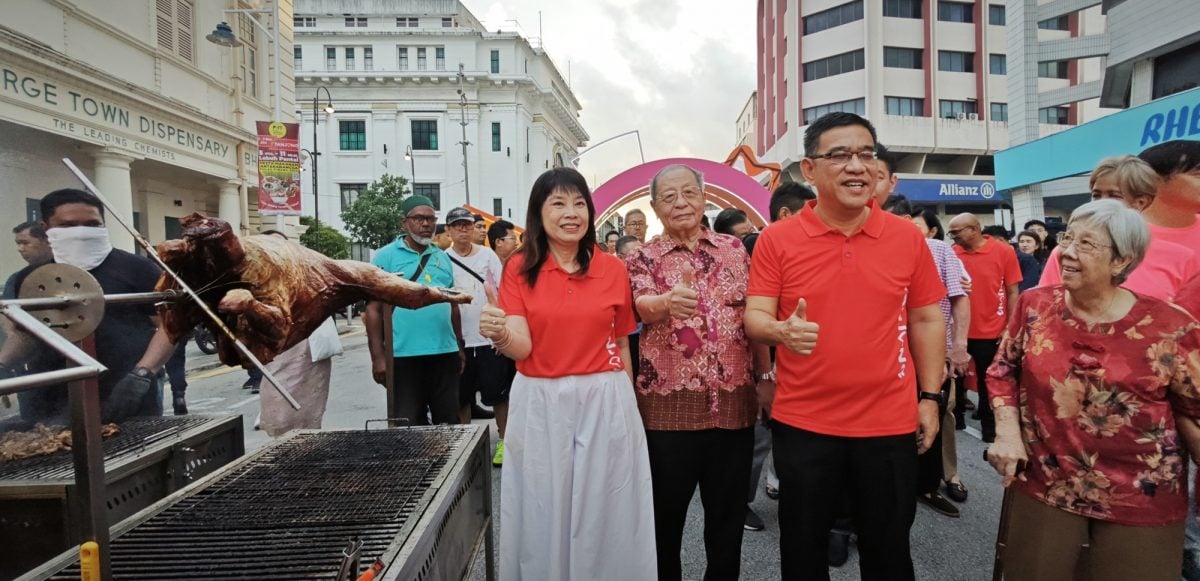 （大北马）丹绒2024年槟城国际美食节，短暂雨后人潮又再聚拢