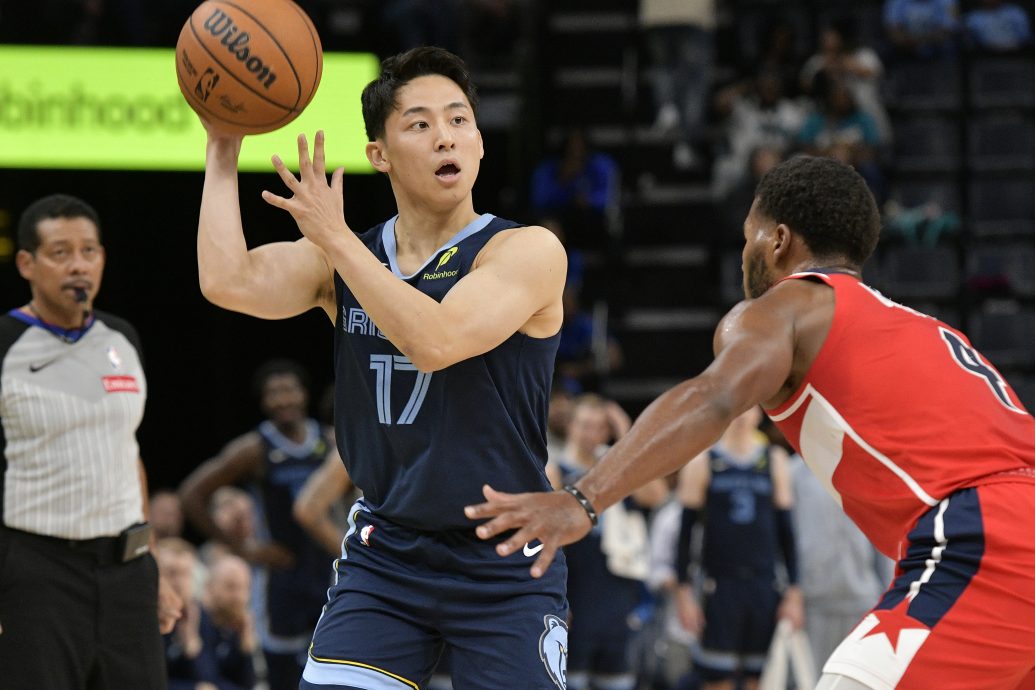 NBA|主场大胜勇士  骑士开季10连胜