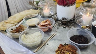 独中毕业生2死3伤车祸案 | 生前爱吃椒盐大虾和黑肉碎  阿嫲亲自下厨送别爱孙