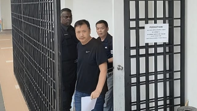 Chinese national caught stealing in an airplane on his 47th entry into Malaysia