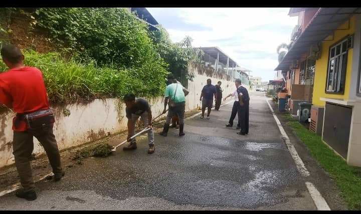 金马扬莲花苑在居协争取下获得铺路