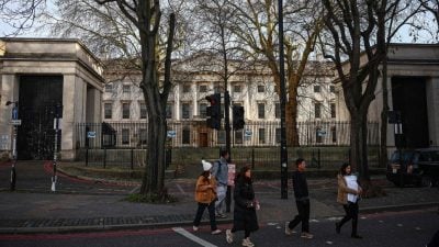 英政府介入地方议会权限 中驻英使馆迁址成双边议题