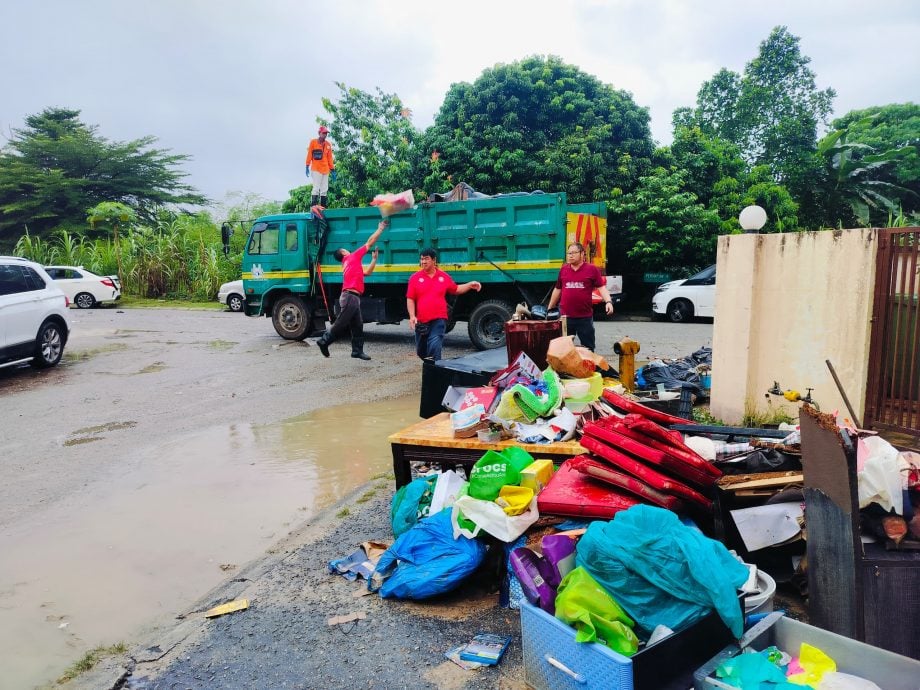 倪可敏：异常雨量致美园闪电水灾 房地部争取提升河堤工程