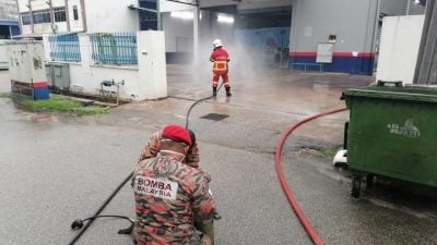 关丹制冰厂氨气泄漏 员工紧急疏散