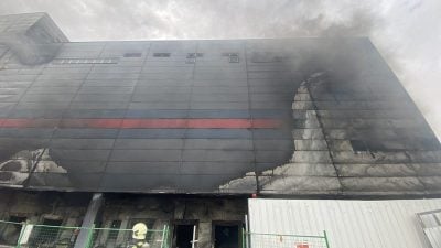 台中超市厂房大火4死