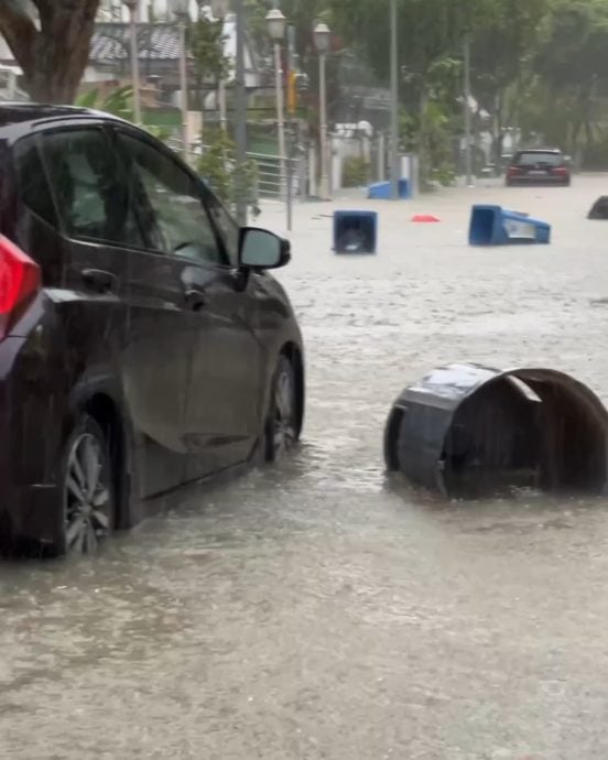 徐若瑄新加坡遇大雨淹水　积水淹至车门一度受困