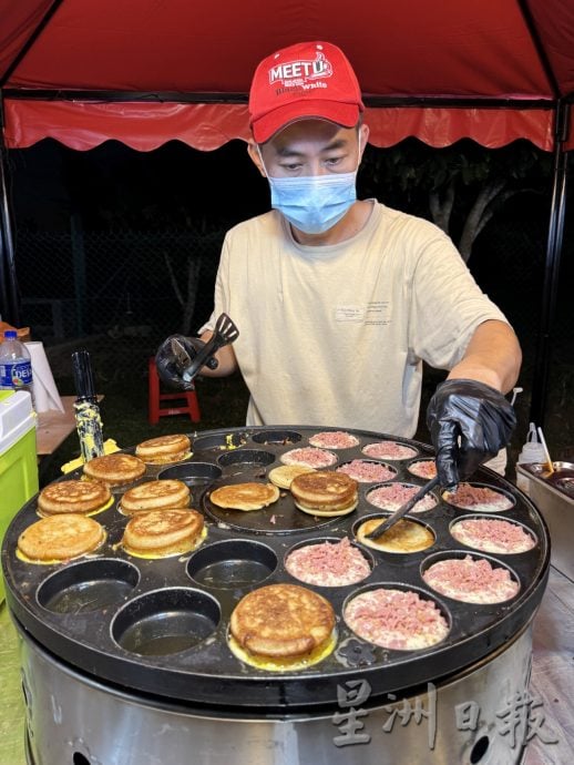 （古城封底主文）《用眼睛去旅游》：马接美食街