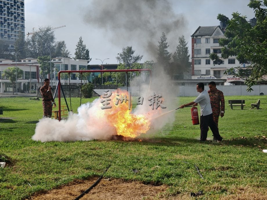 （古城封面主文）哥打拉沙马那“垃圾变黄金”活动，收获近1吨回收物