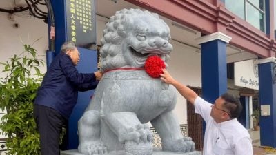 颜天禄：以建交50年为契机   携手推进马中各领域合作