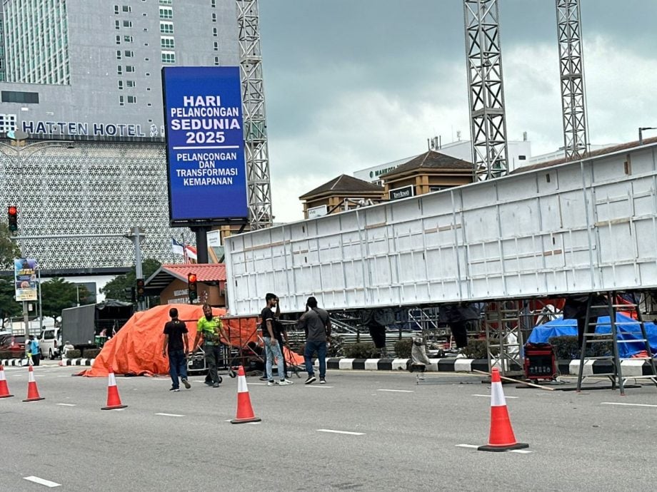 （古城第二版主文）默迪卡路搭建舞台观众台 5车道缩为2车道民众受促留意