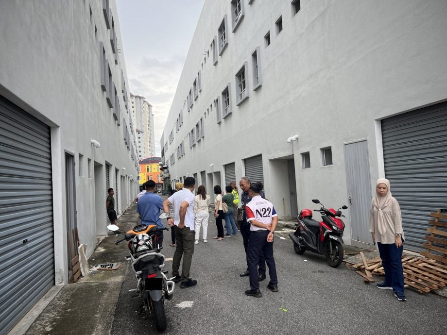 （古城第六版主文）马六甲拉也店面沦为流浪汉安身之地