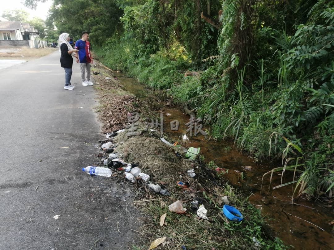 （古城第四版主文）季雨来临 蔡求伟安排南眉英达花园清洁运动避免水灾重演