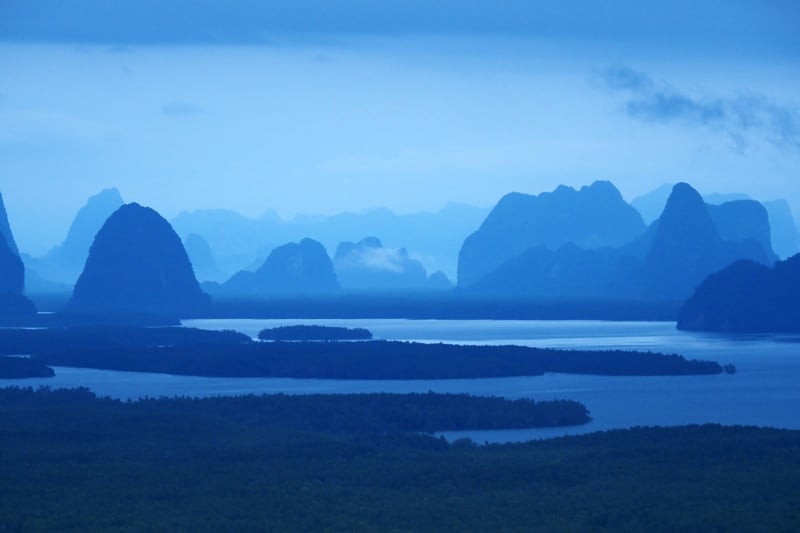 Kim Teoh／风雨飘扬──攀牙湾Phang Nga Bay	