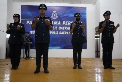 警区主任：全面戒备 . 警队就绪雨季救灾