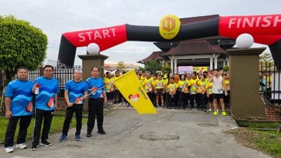 泗里街团结竞跑 1450人参与创新高