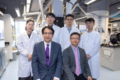 PolyU researchers develop breakthrough method for self-stimulated ejection of freezing droplets, unlocking cost-effective applications in de-icing