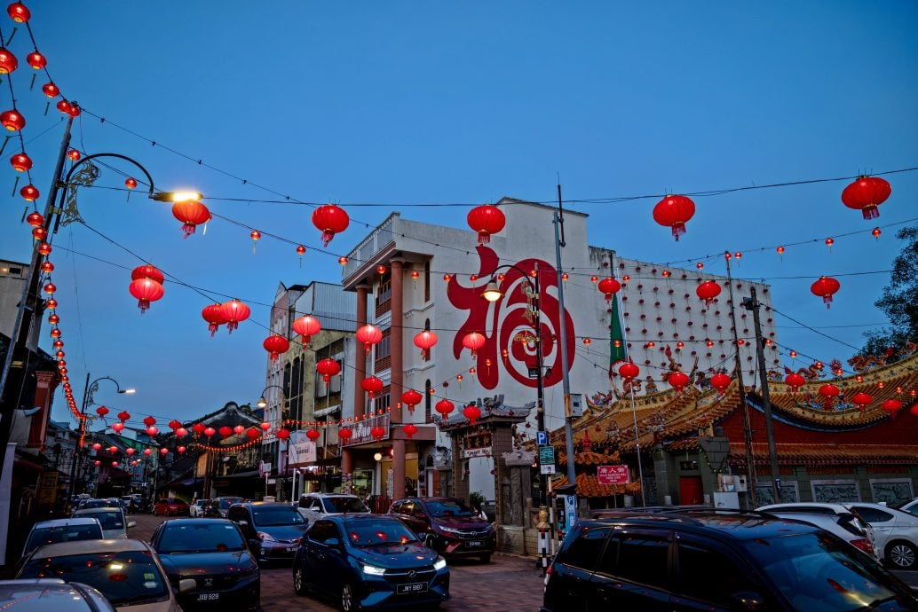 东：“同舟共济，风雨同路”2025年全登华校新春亮灯义卖会将于本周五（1月10日）隆重举行！