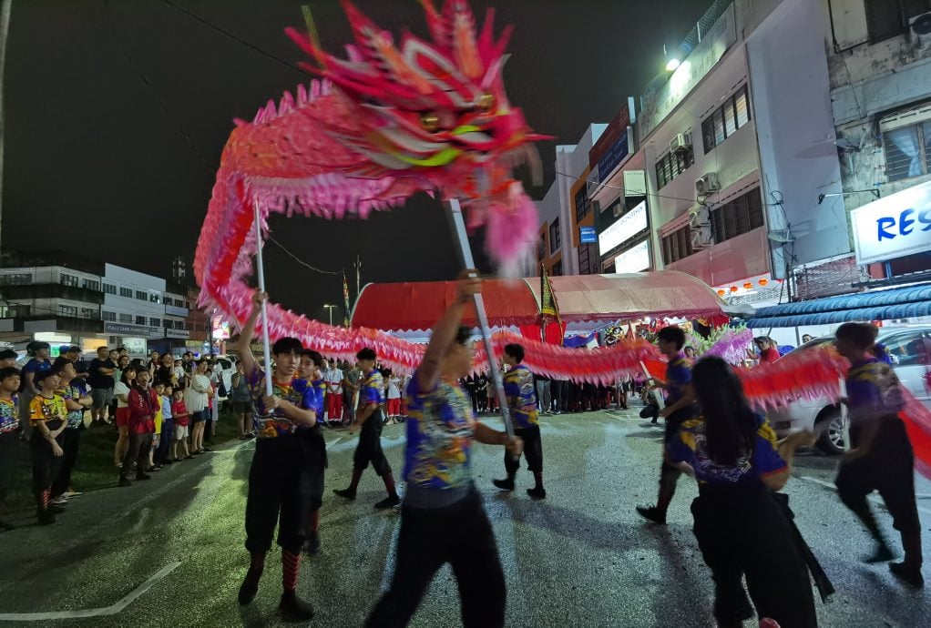 东：关丹玉佛山醒狮学院“乙巳年醒狮点睛仪式”