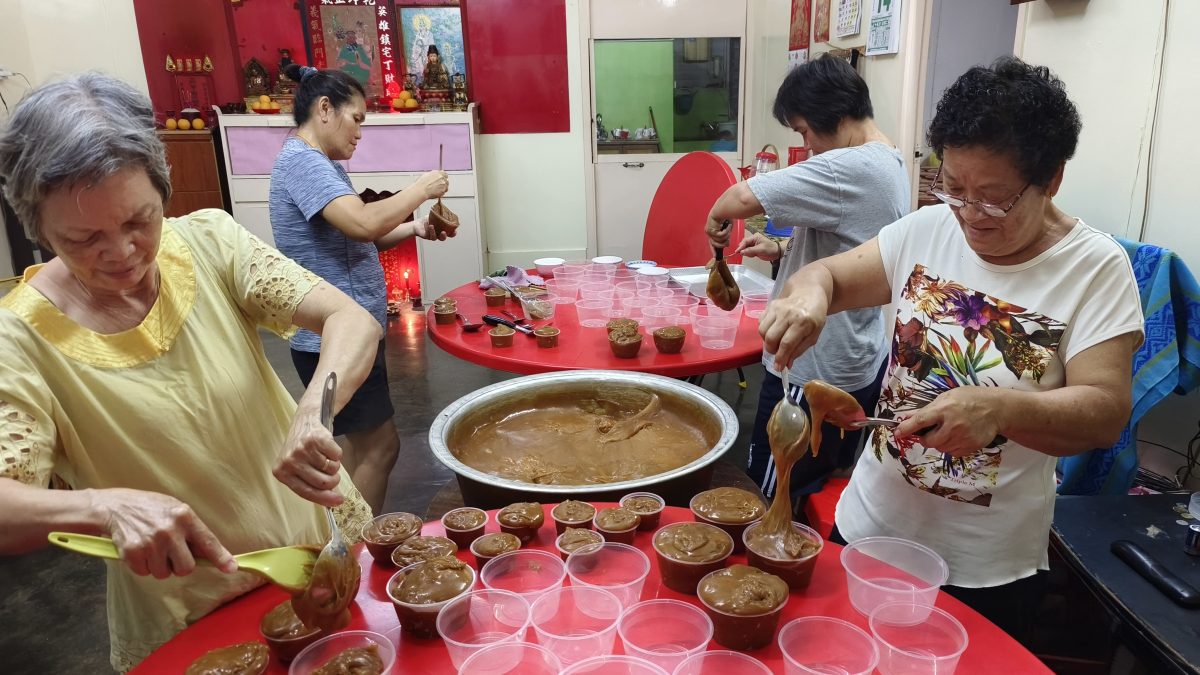 东：年糕飘香迎新年，柴火烹制传承百年手艺