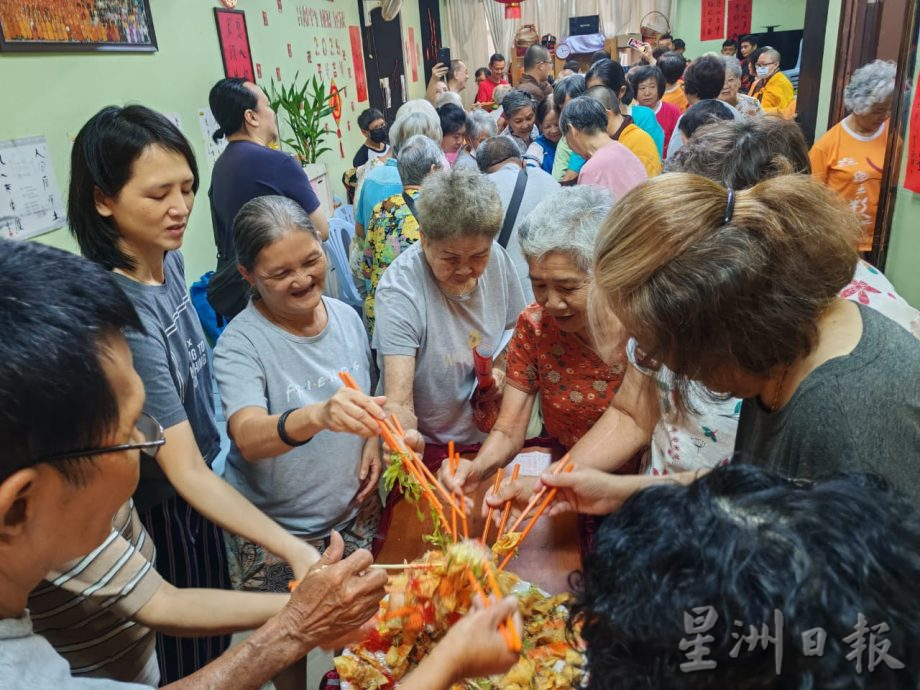 法雨寺新春围炉 将物色土地建寺院