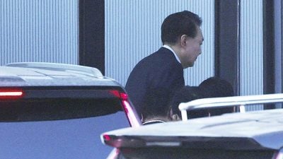 从发布戒严到逮捕 尹锡悦“关键43天”一次看