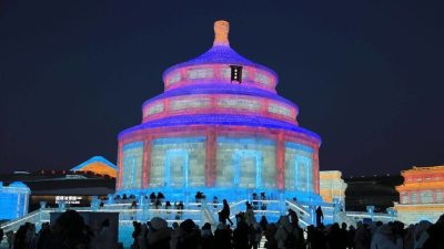 冬季旅游旺  哈尔滨冰雪经济快速发展