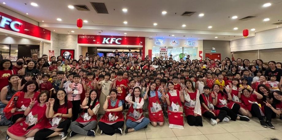 台校附幼萌娃拜年 温馨祝福暖社区