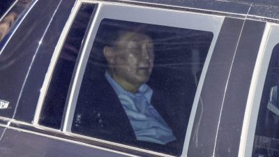 尹锡悦下午将就逮捕令 亲自出庭