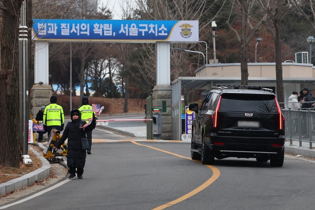 尹锡悦被捕首日讯问细节：晚餐供应大酱汤 首尔拘留所过夜 未做任何回答