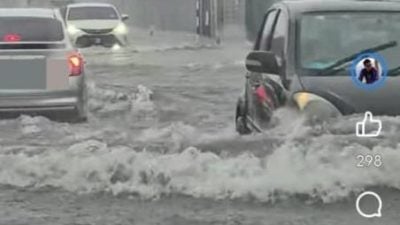 视频| 巴生午后豪雨 水灾黑区又受灾