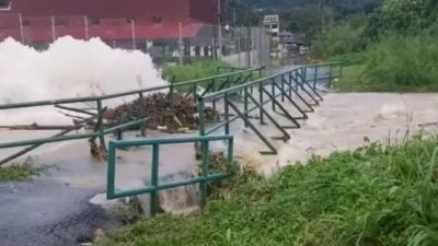 庞大雨量 排水不及   怡多区闪淹主因