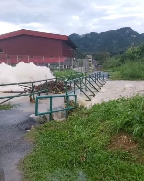 庞大雨量 排水不及  怡多区闪电水灾主因