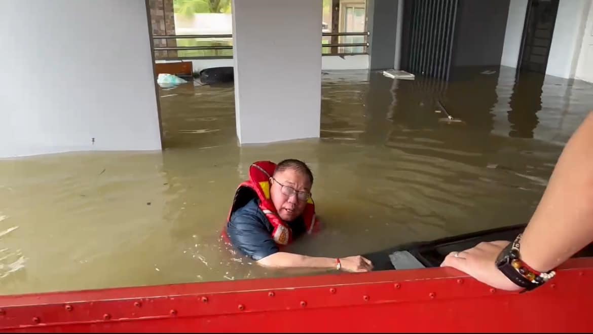 民都鲁大水灾|张庆信：挖深河床谈了5年 “不排除人为因素造成！”