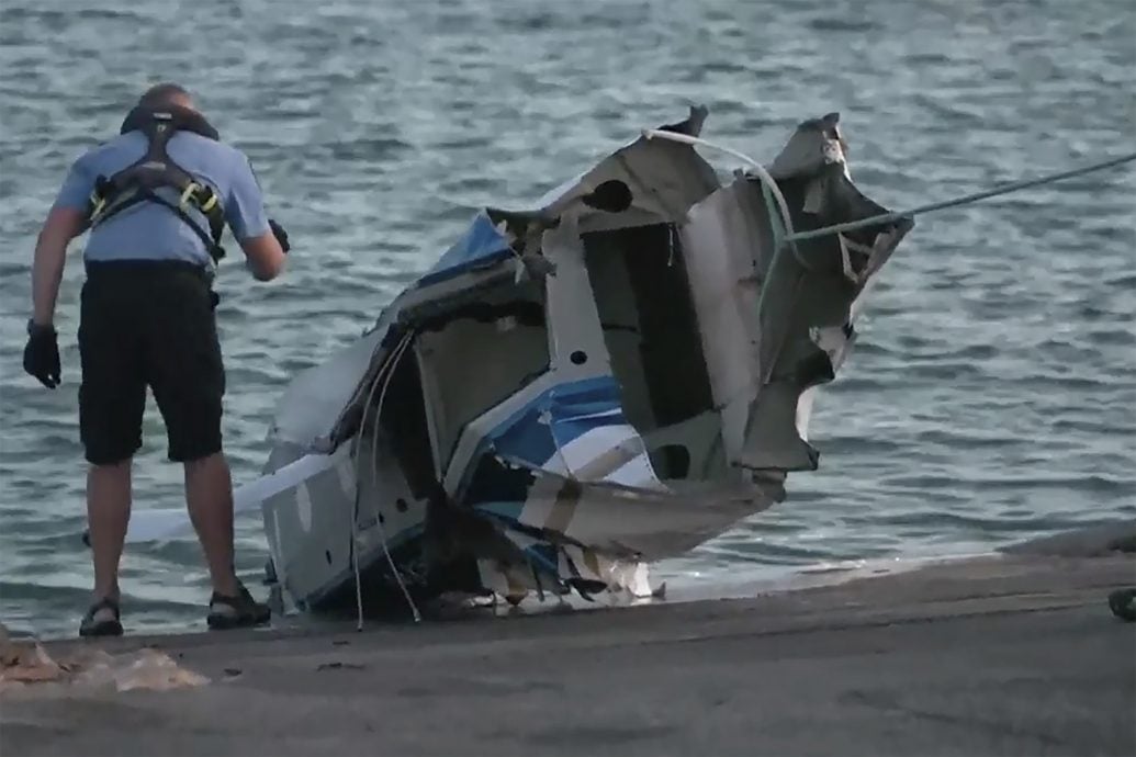 水上飞机西澳旅游胜地附近坠海  3人罹难