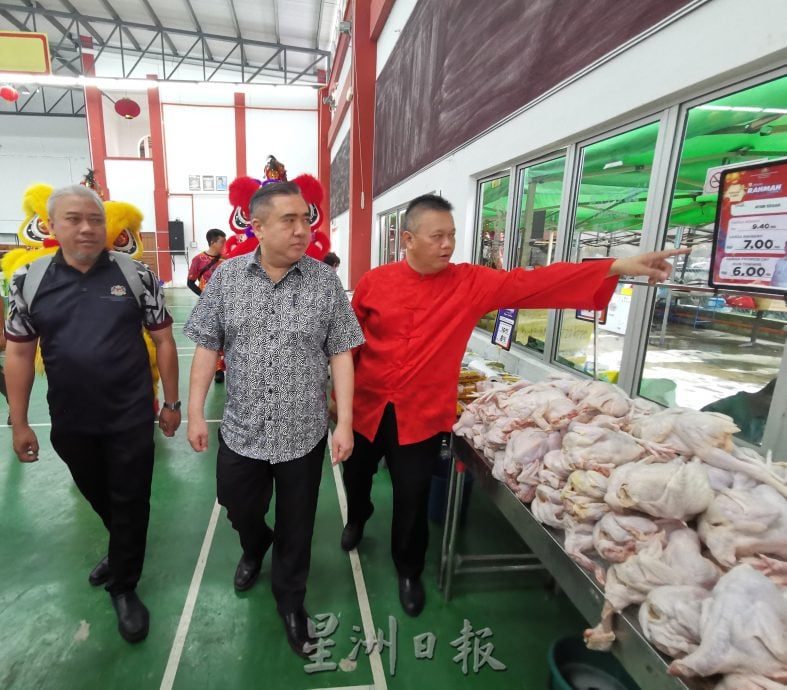 沉香区办森州首场新春昌明促销会 吸引千人抢购超优惠年货