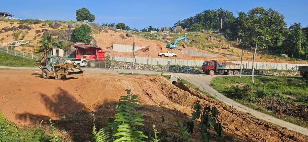 淡边格鲁华人义山工程启动 兴建首座骨灰塔